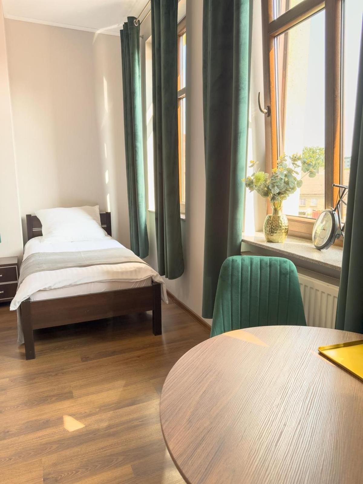 Kamienica Hotel Sulecin Exterior photo